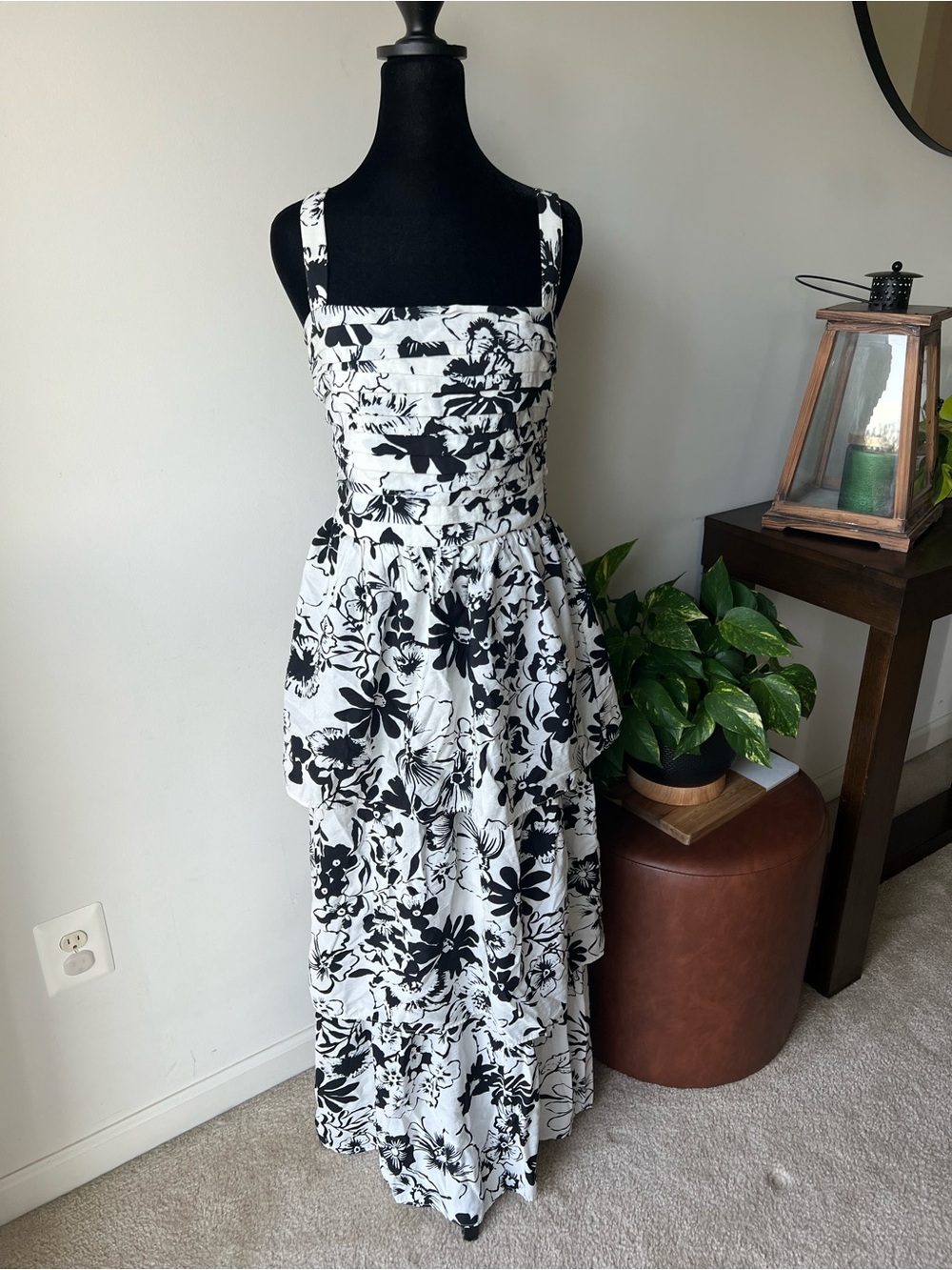 Abercrombie & Fitch Black and White Floral Tiered Maxi Dress